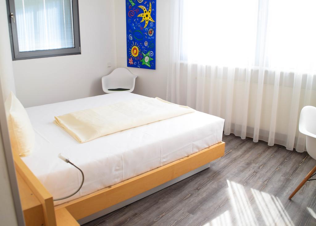 Cristall Hotel Waghäusel Rom bilde